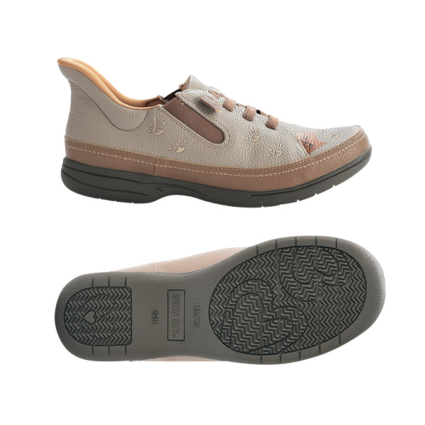 するっと履けるかわいい猫シューズ