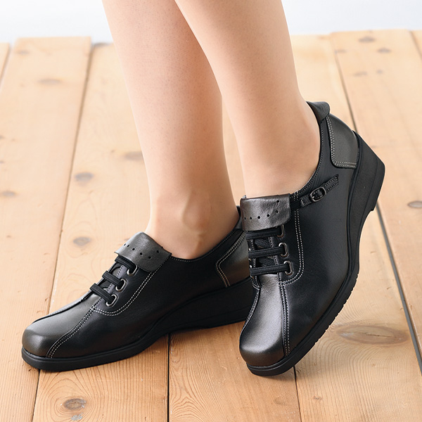 牛革日本製ゴム紐配色ウォーキングシューズ