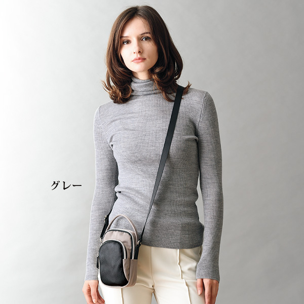 はっ水ナイロン牛革使いポシェット