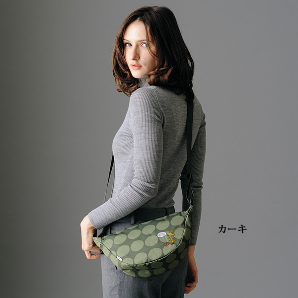 ムーミン スナフキン刺しゅう三日月ショルダーバッグ MOOMIN