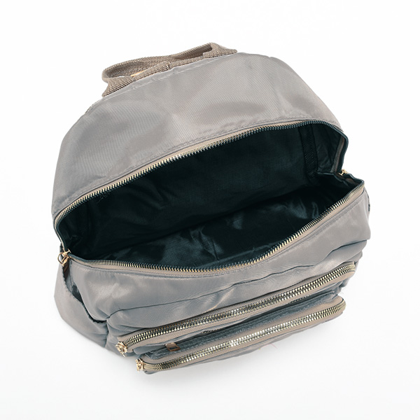 小花柄のリュック