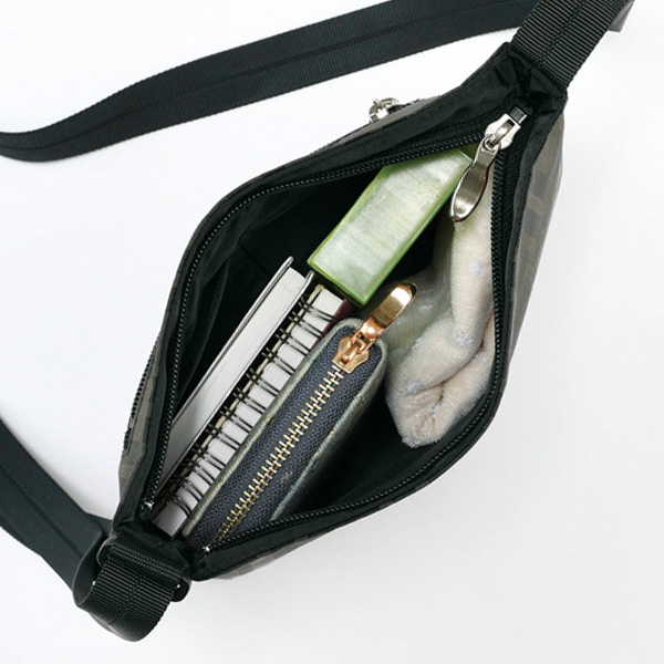 パン・クリエーション ソフトエルタテ型ショルダーバッグ PAN CREATION