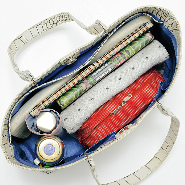 クロコ型押し目地染めトートバッグ