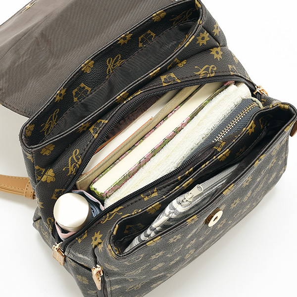 ルイ・ガルシア 3層式リュック LOUIS GARCIA