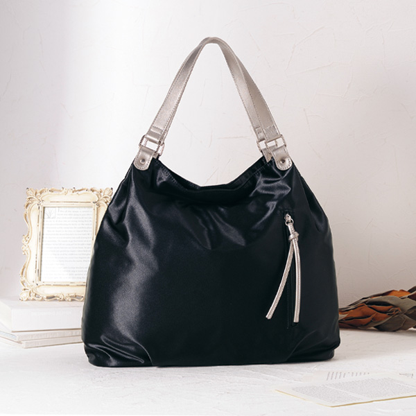 はっ水ナイロン配色バルーンバッグ