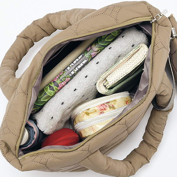 ポーチ付キルティングトートバッグ