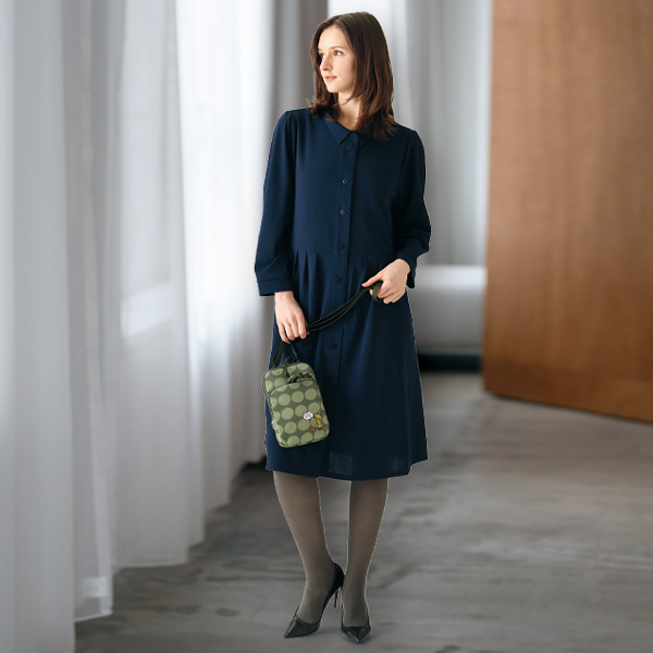 すっきり見えのゆったりタックワンピース 大きいサイズ M L LL 3L