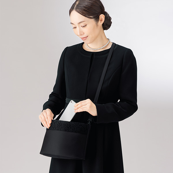 たっぷり入る！フォーマル2WAYバッグ