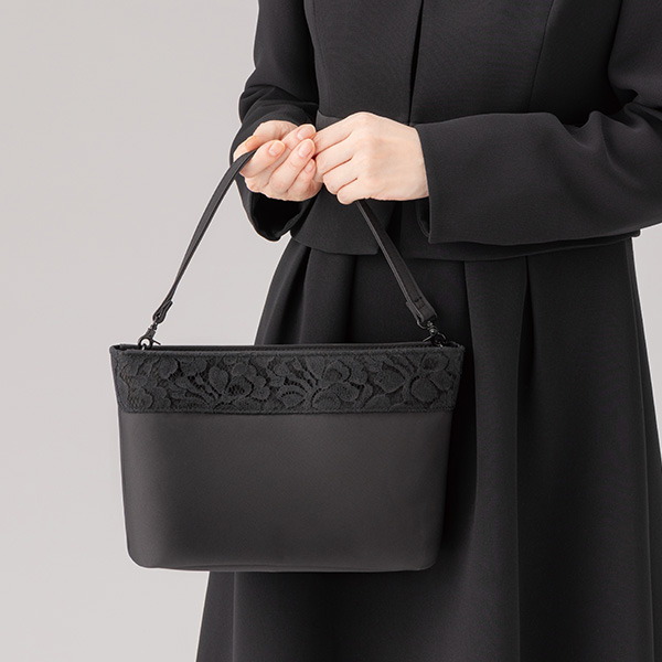 たっぷり入る！フォーマル2WAYバッグ