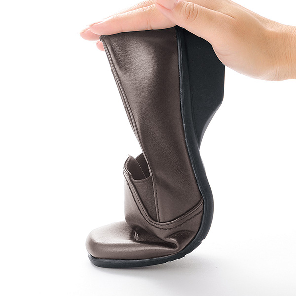 牛革サイドゴムウォーキングシューズ