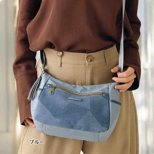 シャドウプリントショルダーバッグ