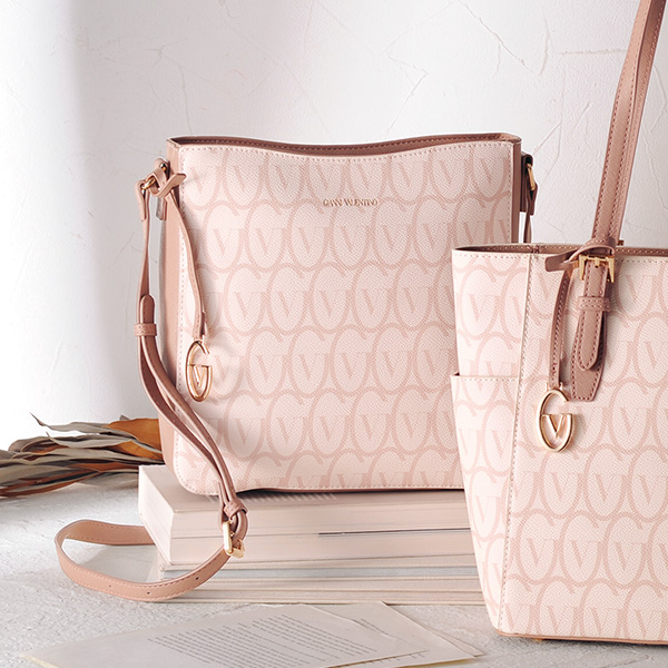 ジャンニ・バレンチノ モノグラム柄ショルダーバッグ GIANNI VALENTINO