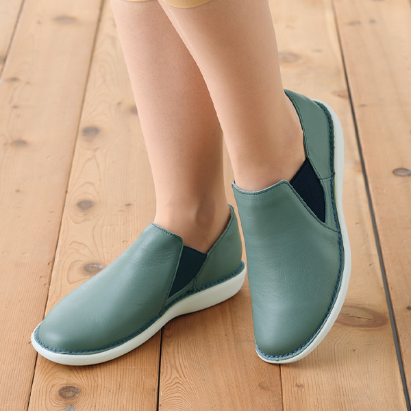 herb クラウドソール牛革サイドゴムシューズ