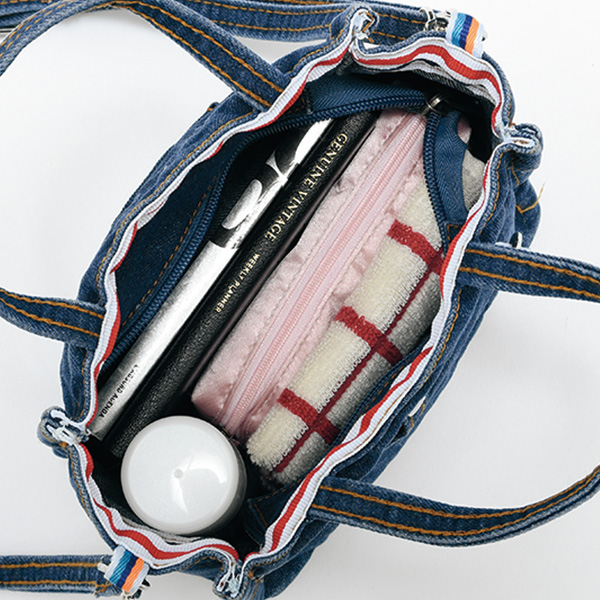 まるでジーンズバッグ