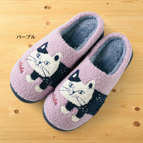 相良刺しゅうの猫柄ルームシューズ マルチダさん
