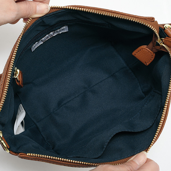 アッスン 半月タイプショルダーバッグ ASSN