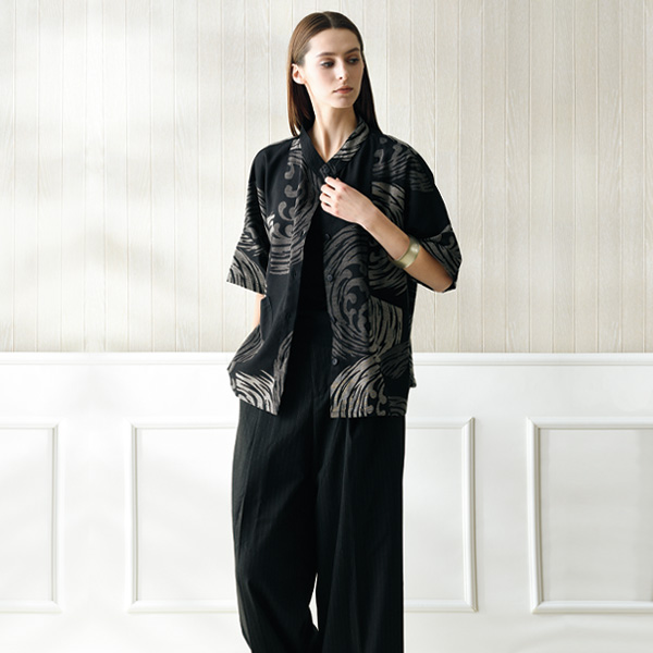 白波柄5分袖ショートジャケット