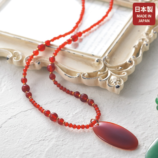 120ct オーバル天然石のロングネックレス 赤めのう