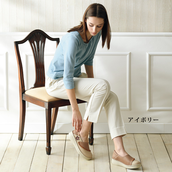 エスタシオン 配色花モチーフウォーキングシューズ Estacion