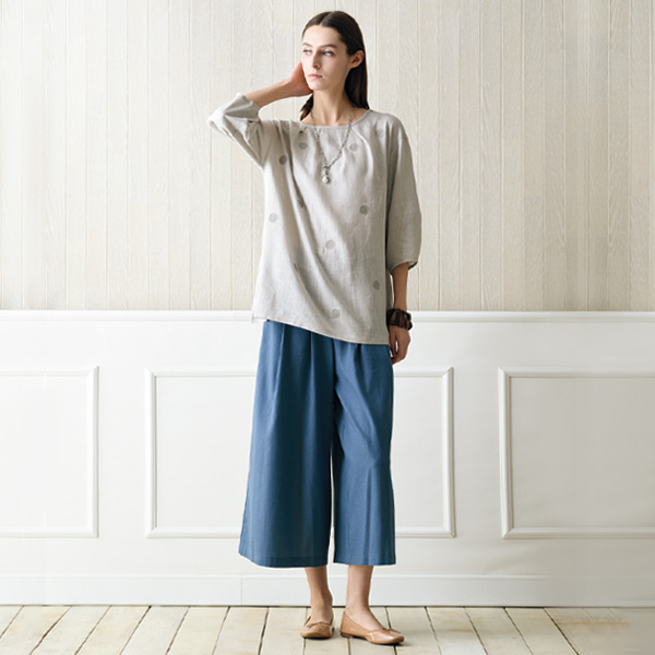 麻混刺しゅうオーバーブラウス