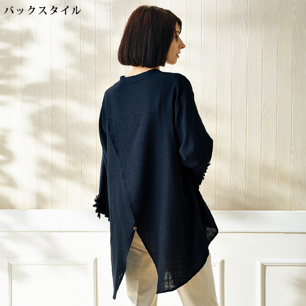 袖レース使い麻混ブラウス