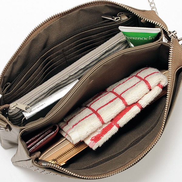 ビジュー使いお財布機能ポシェット