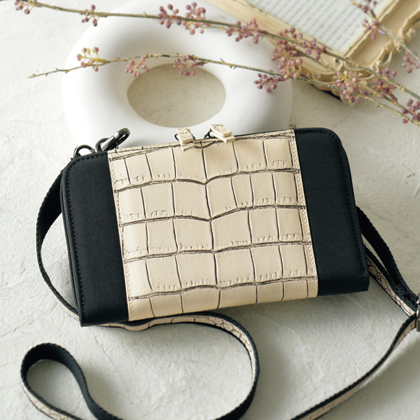 牛革クロコ型押し目地染めマルチポシェット