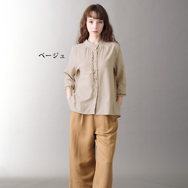 花刺しゅうブラウス