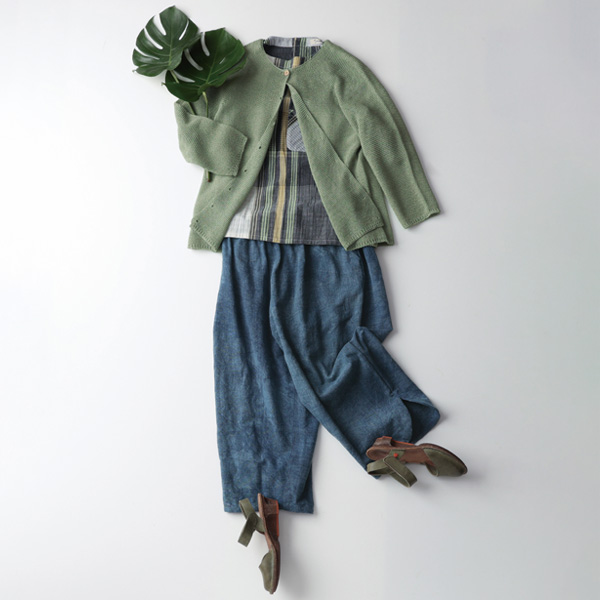 インディゴ染ストーンウオッシュスリットパンツ