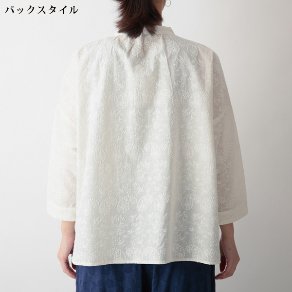 ペイズリー＆小花刺繍コットンブラウス