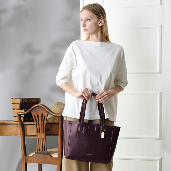 コーチ レザーダービートートバッグ COACH