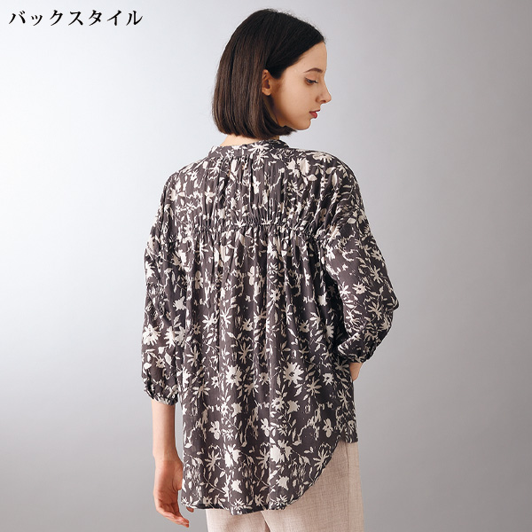 綿素材ボタニカル柄ブラウス