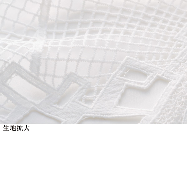 重ね着風レーシーおしゃれブラウス