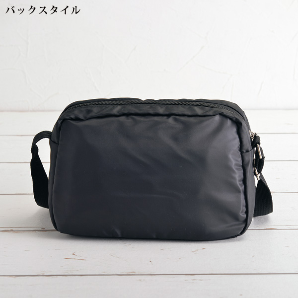 ワンポイントバラ柄刺しゅうポシェット