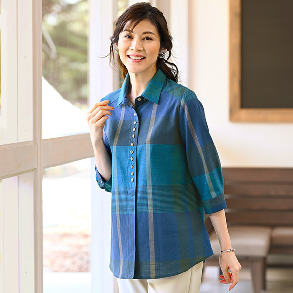 ビックチェック多ボタンデザインブラウス